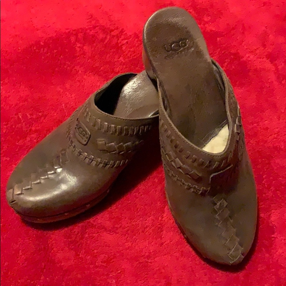Ugg Clogs